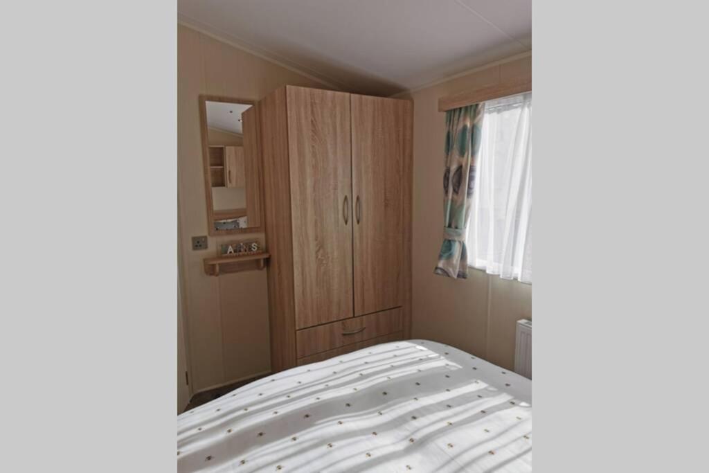 8 Sleep Chalet At Newquay Away Resorts Nb160 Exterior photo